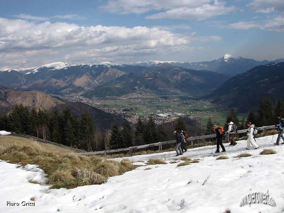 51 Vista... sulla conca di Clusone.jpg